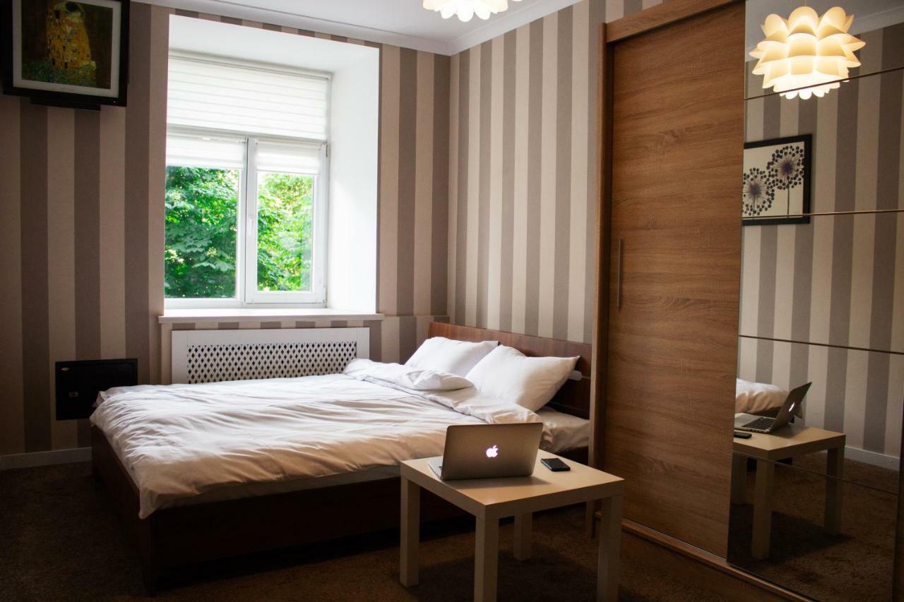 Charming City Center Flat L Self Check-In Kyiv Exterior foto